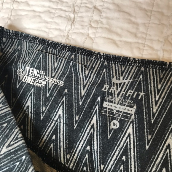 Nike Womens Leggings Size M - Picture 2 of 4